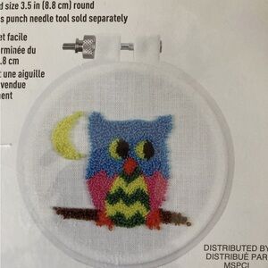 Punch Needle Kit Design Works
Butterfly Purple Pink Hoop Loops &
Threads Crafts